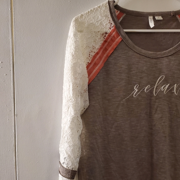 🔥SALE🔥 Active Womens Gray Multi."Relax" Longsleeve Shirt - Picture 7 of 9